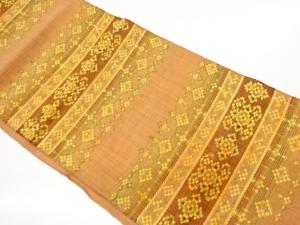 横段に抽象花模様織出し名古屋帯